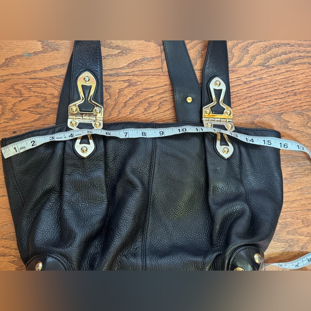 Michael Kors Black Leather Shoulder Bag with Gold Accents - Picture 11 of 12